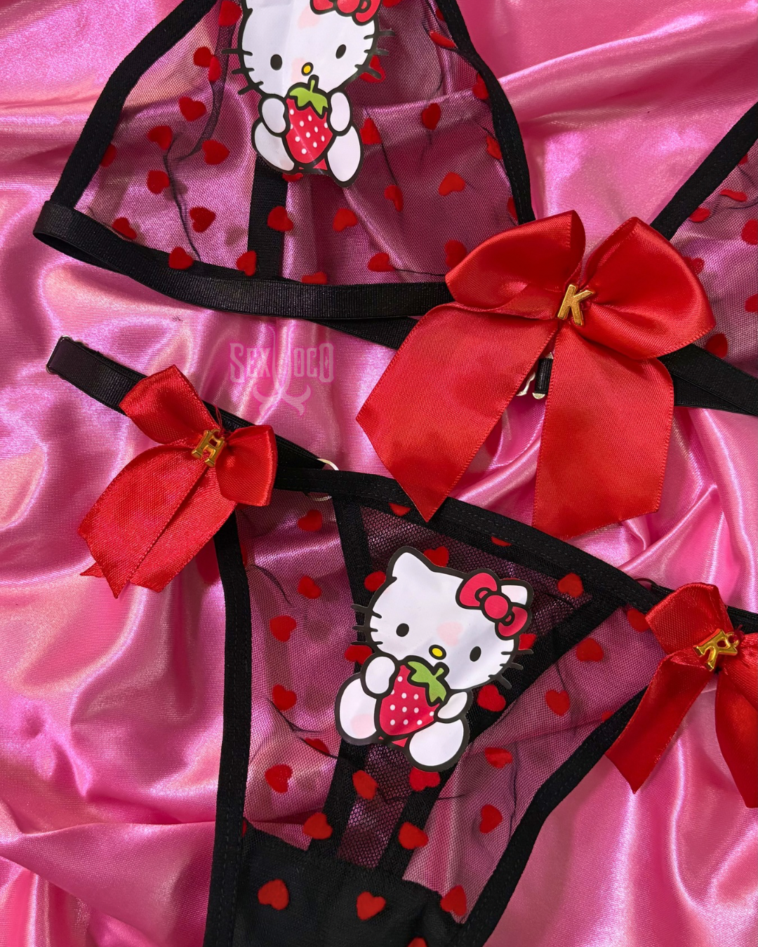 🎀 Hello Kitty Lingerie Set: Dulzura y Deseo ✨🍓