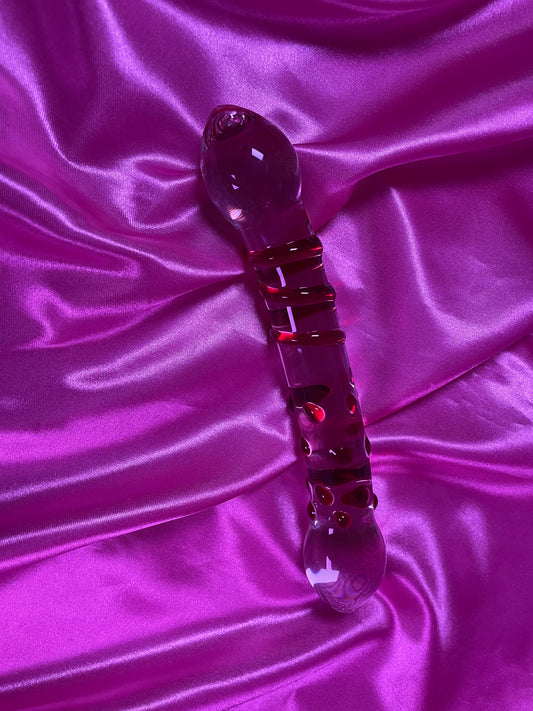 💎 Dildos de Cristal: Arte y Placer en tus Manos