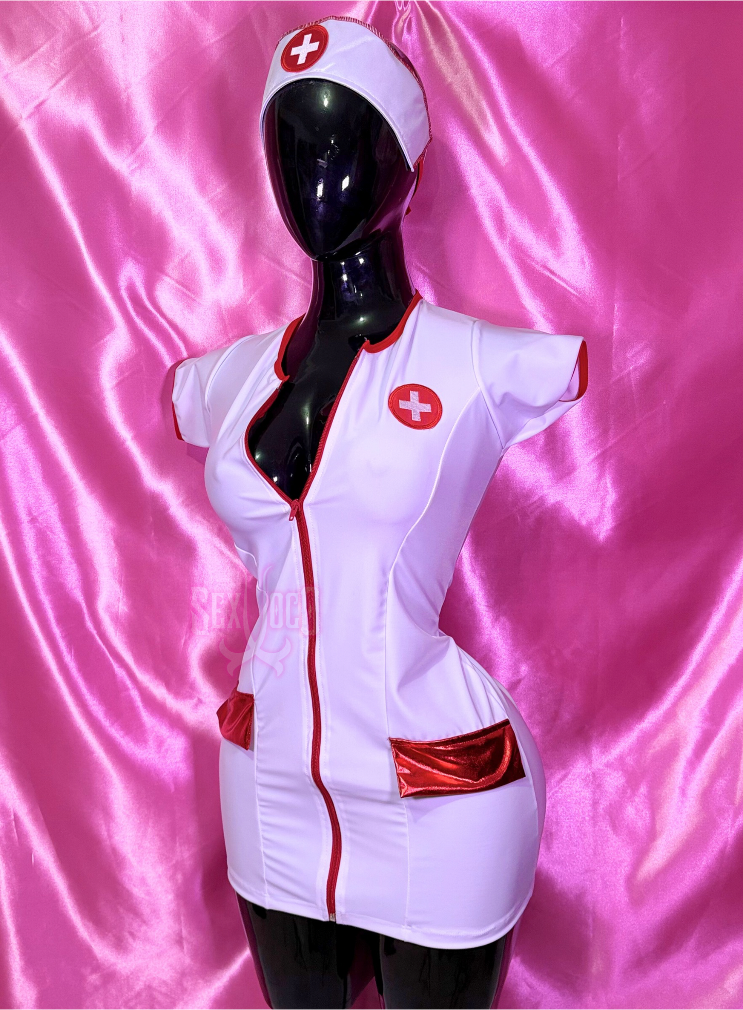 🩺 COSTUME "GLAM NURSE": TU RECETA PARA LA PASIÓN