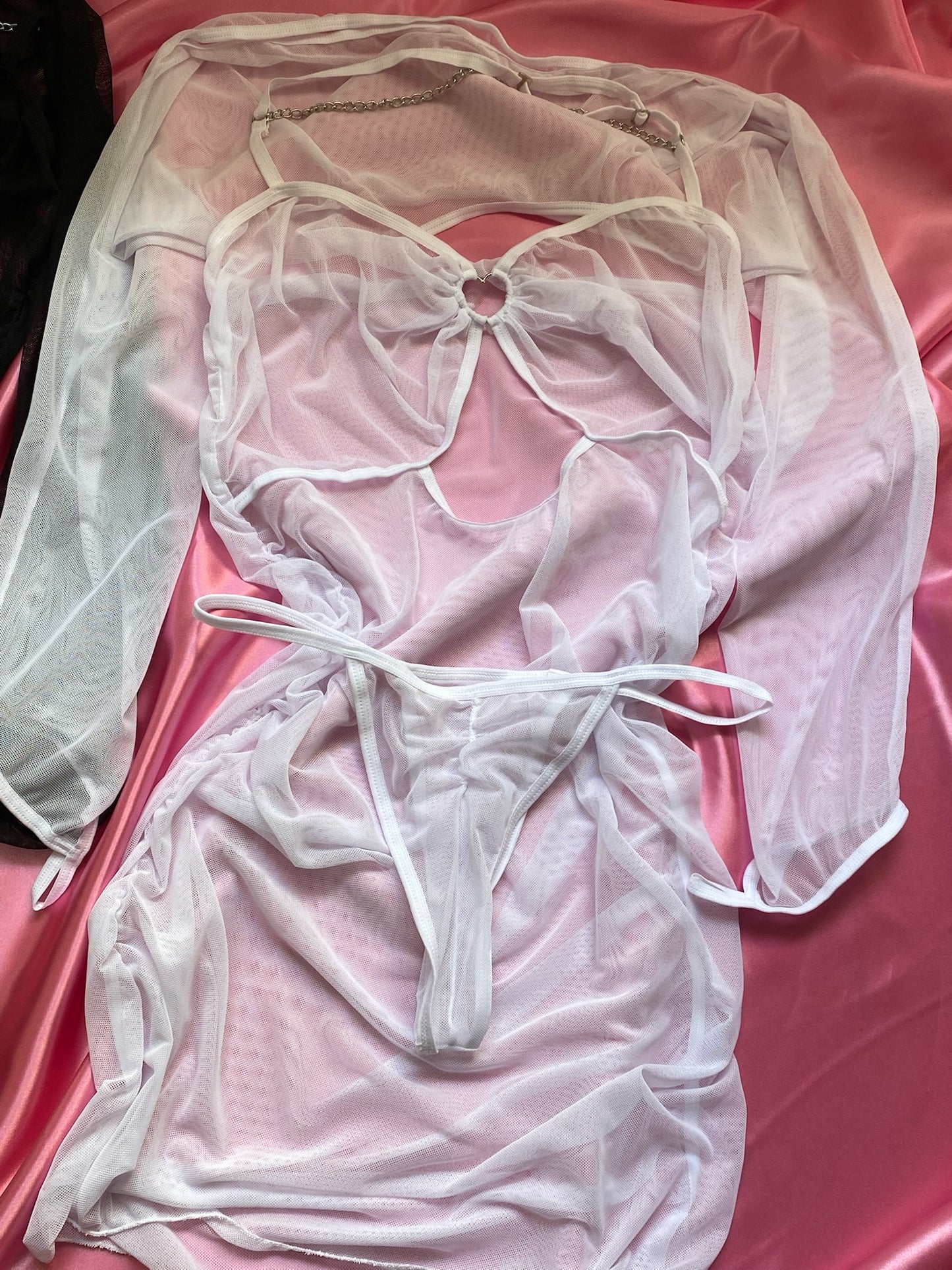 💞 CHEMISE "DESIRE CHAINS": VERSATILIDAD Y SEDUCCIÓN TRANSPARENTE