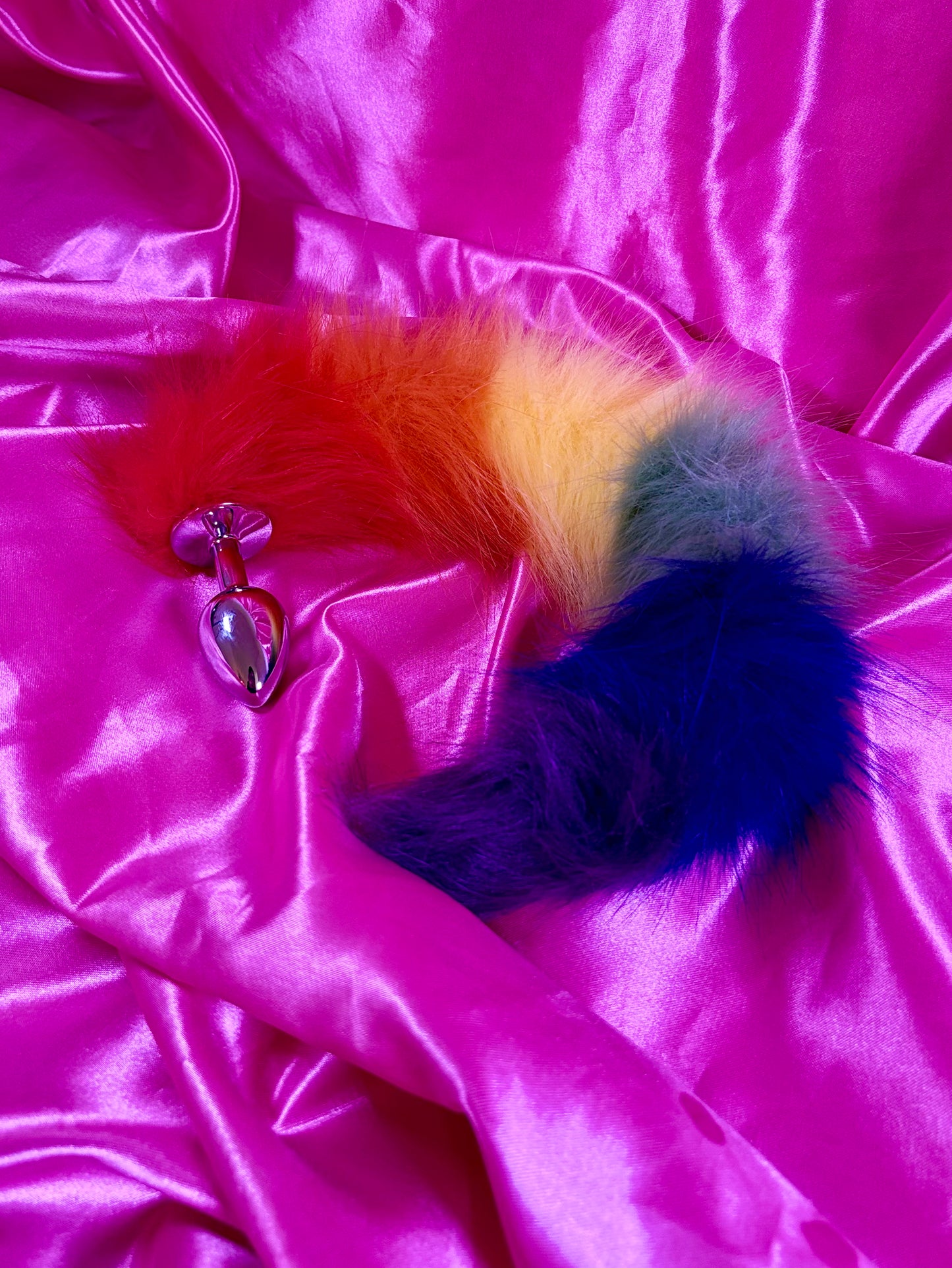 ✨ Plug Anal con Cola de Zorro "Rainbow Fantasy" – Suavidad y Color ✨