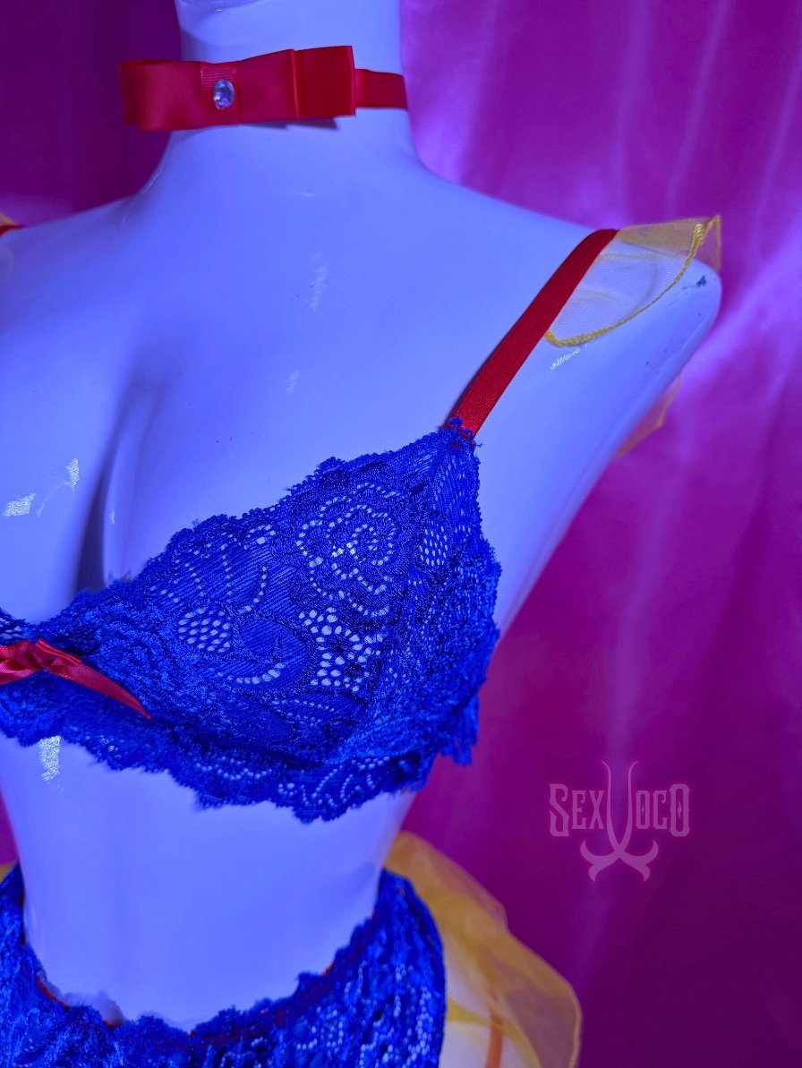 Set de Lencería Blanca Nieves | Conjunto Azul, Amarillo y Rojo de Princesa - Imagen 4