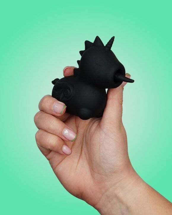 Unihorn: El Unicornio Mágico del Placer 
¿Quién dijo que la magia no existe? Prepárate para el viaje más placentero de tu vida.