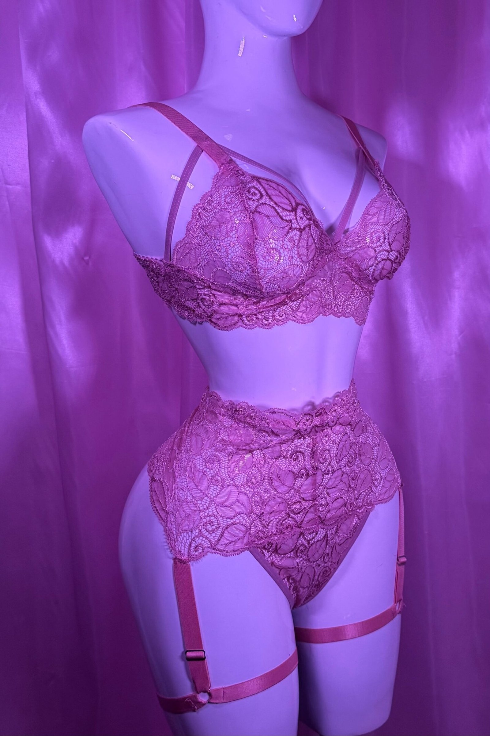 Set Caroline – Rose Romance & Black Lace 🖤 - Imagen 6