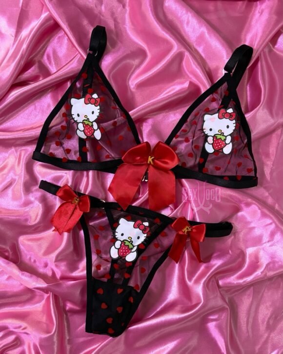 Hello Kitty Lingerie Set: Dulzura y Deseo